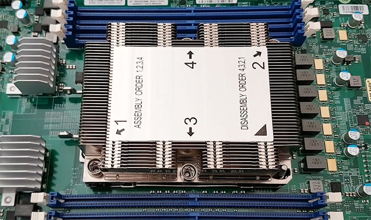 Intel LGA3647 - кулер
